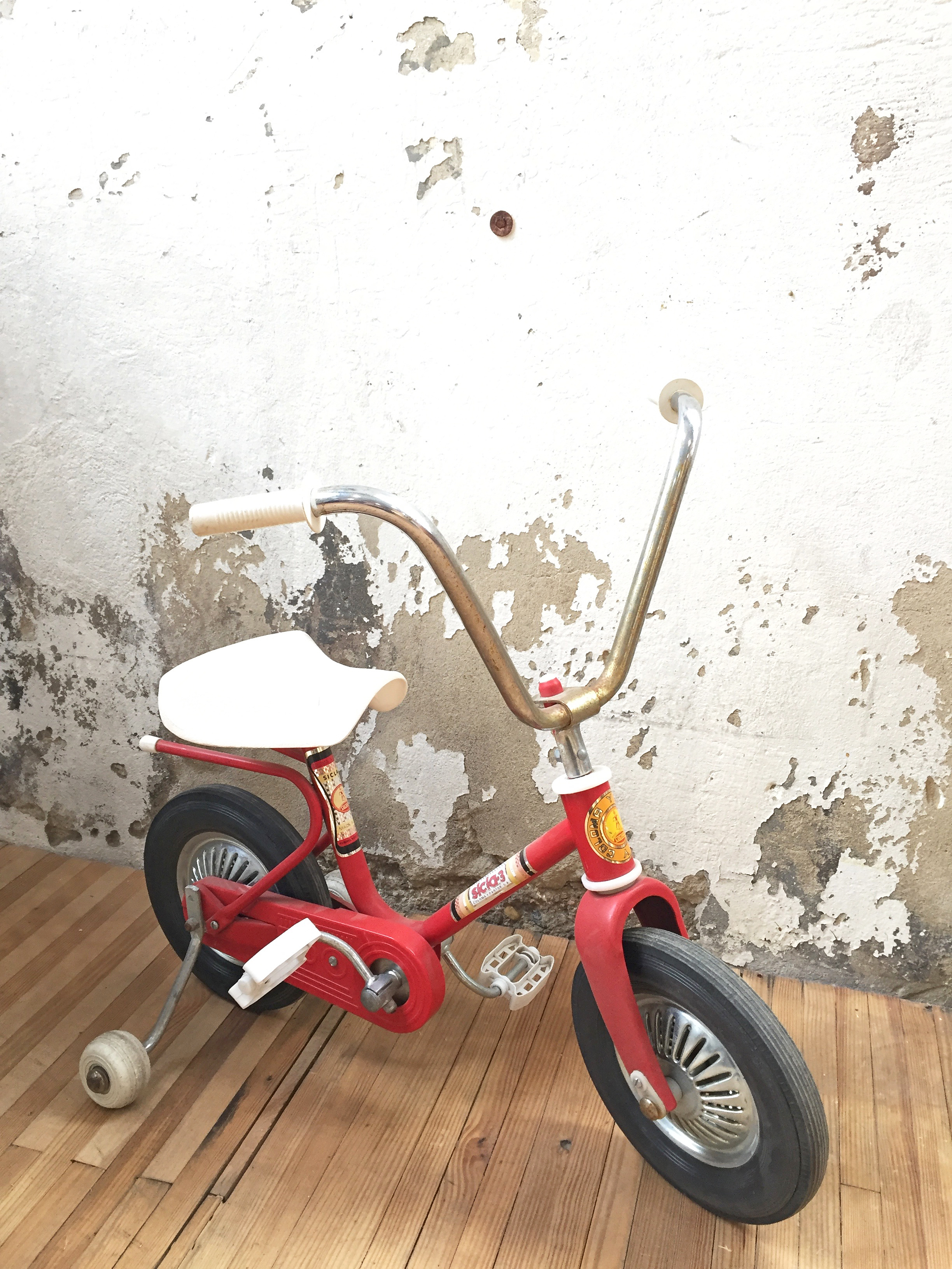 poignées rouge velo enfant tricycle vintage france 1960 1970